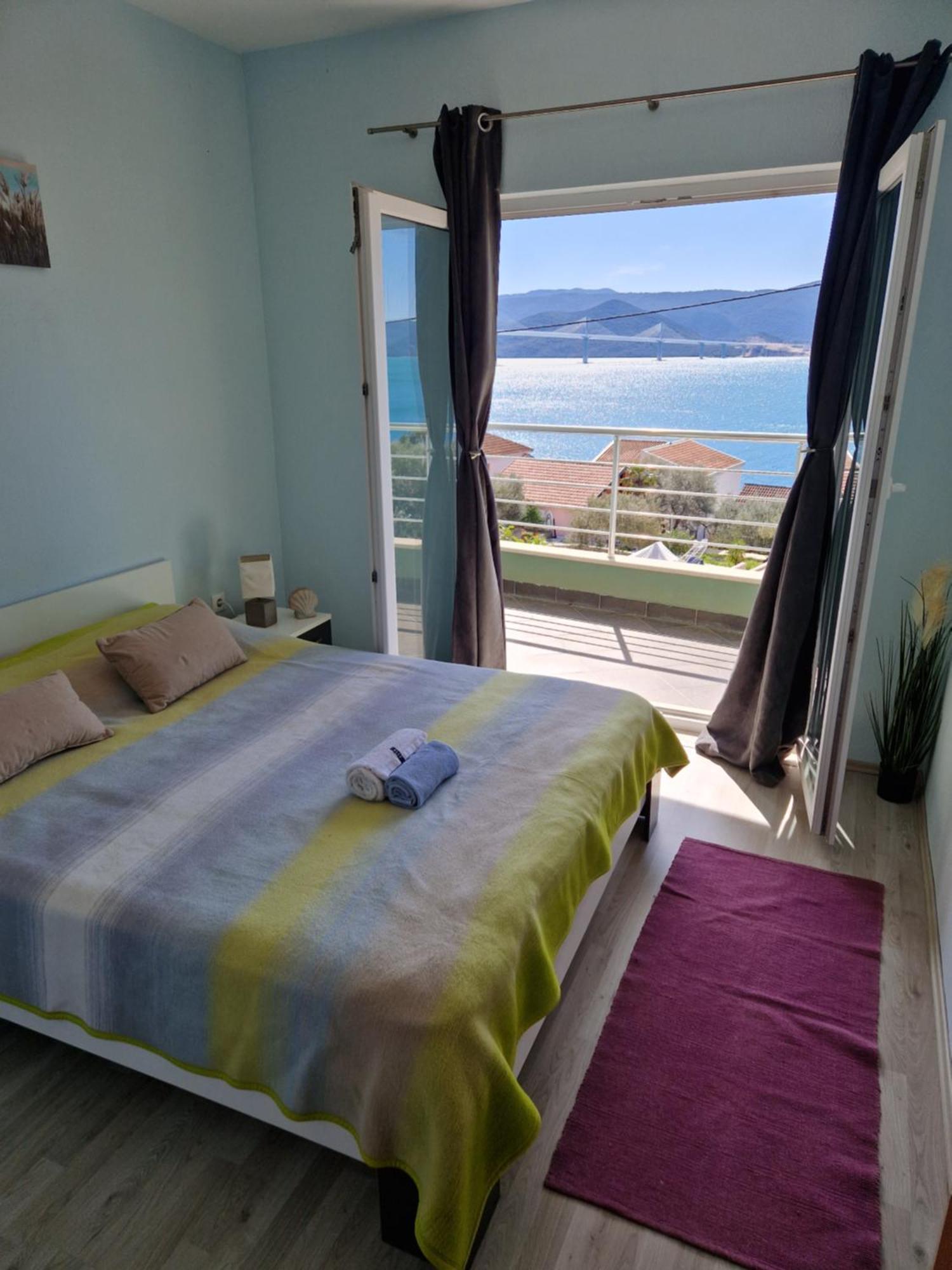 Apartments Ivano Klek Pokoj fotografie